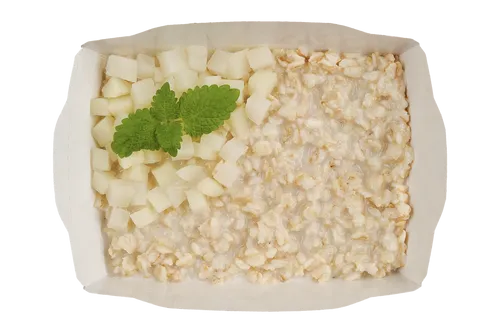 Каша овсяная с томленой грушей и яблоком 