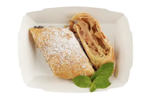 Слойка с яблоком