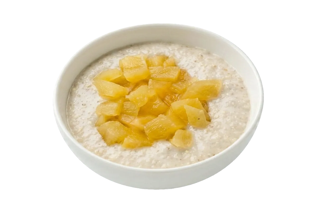 Каша ячневая на безлактозном молоке с киноа и томленым яблоком