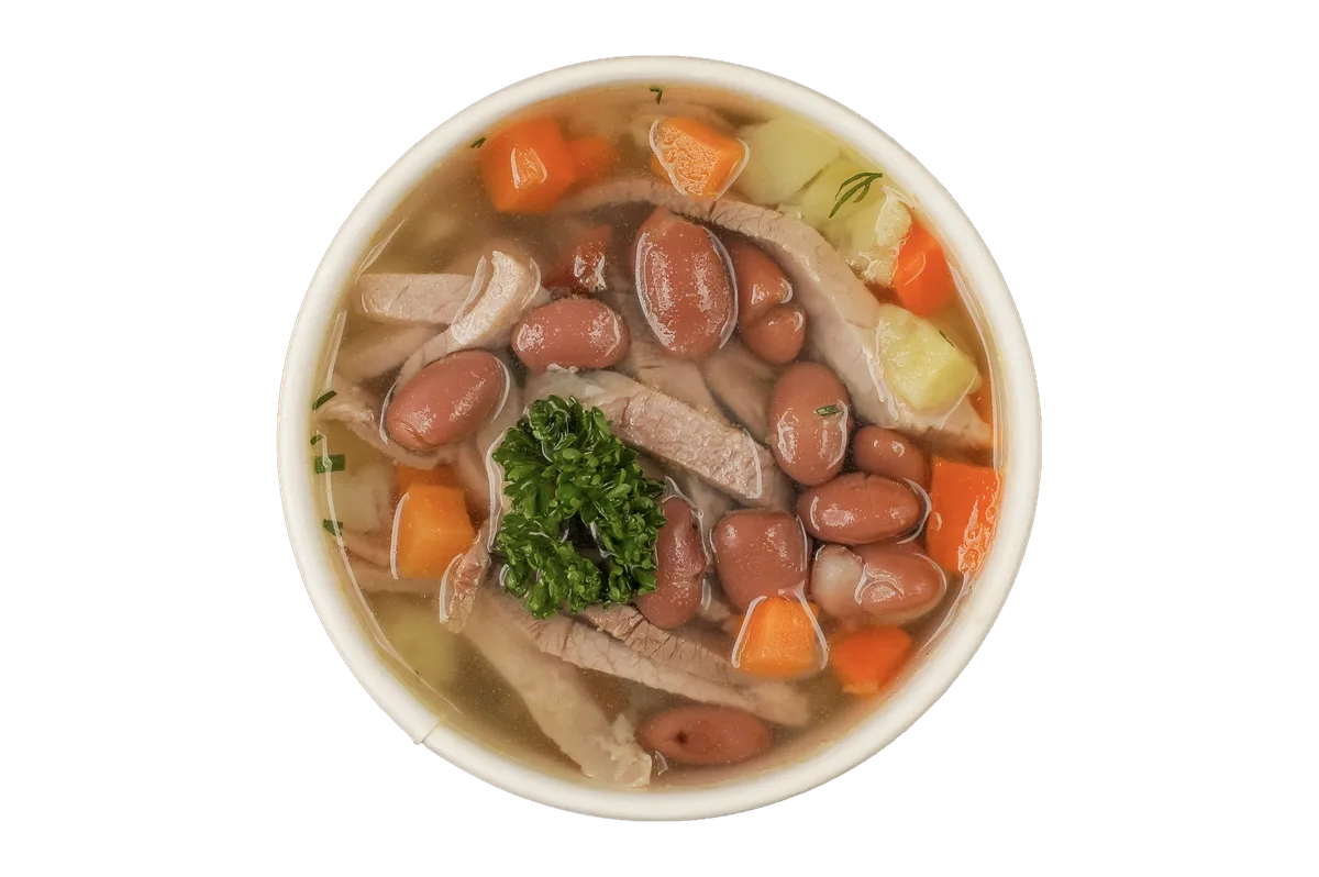 Сытный фасолевый суп с курицей в контейнере